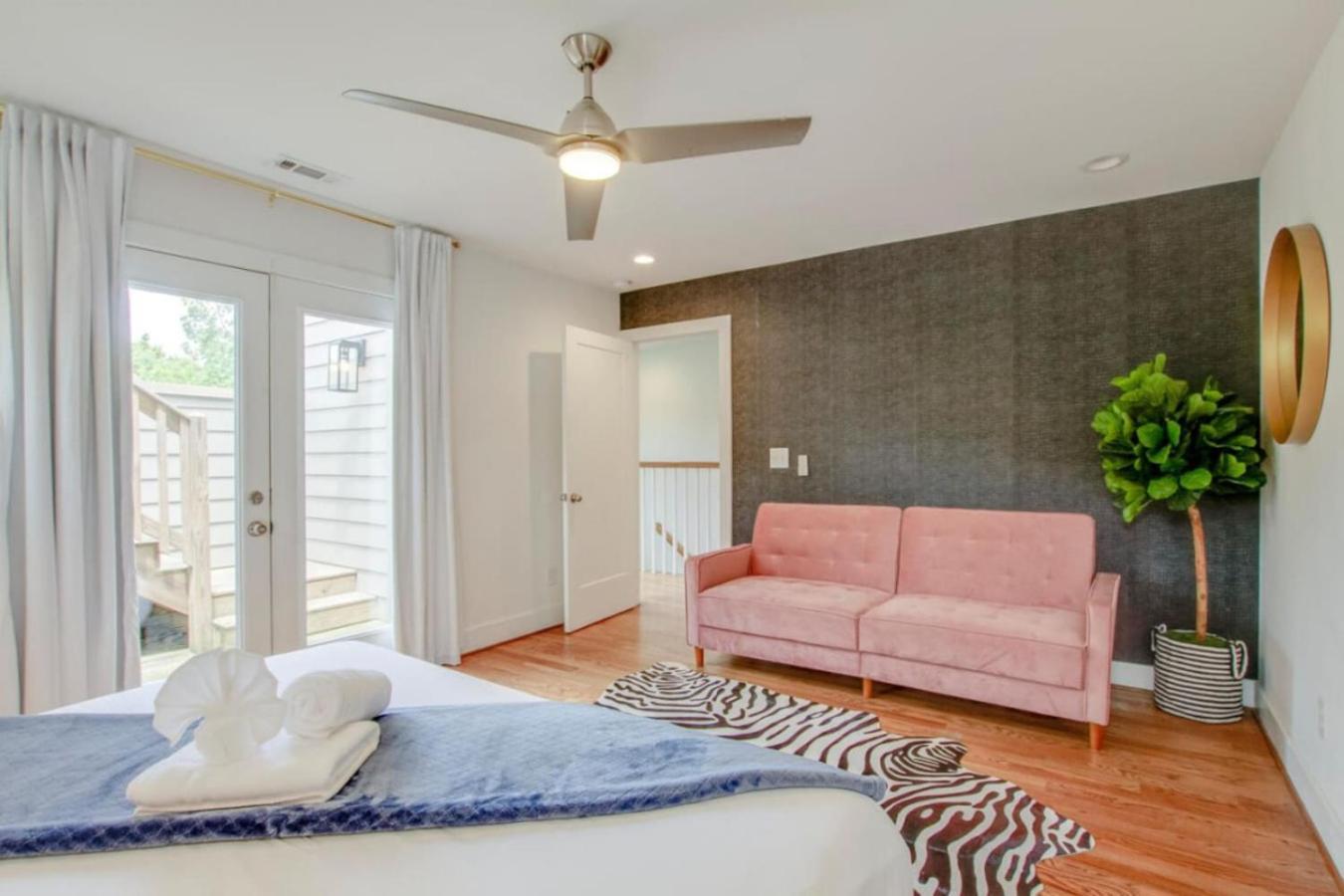 Howdy House New And Trendy With Rooftop Deck Nashville Exterior foto